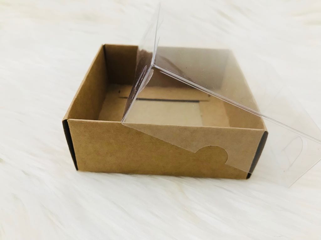 8x8x3 Asetat Kapaklı Kutu — galeri görseli